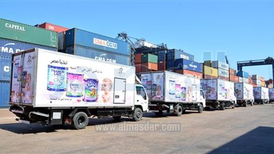 القوات المسلحة: وصول أولى شحنات ألبان الأطفال ميناء الدخيلة بالإسكندرية (صور)