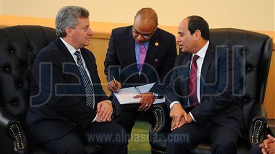 رئيس مقدونيا يدعو السيسي لزيارة بلاده