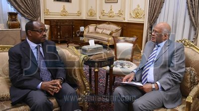 رئيس مجلس النواب يستقبل سفراء 