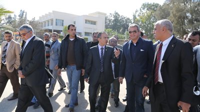 زيارة ميدانية لتفقد فرع نادى سموحة ببرج العرب