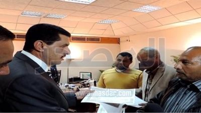 تكريم مواطنين ضبطوا مرتكبى واقعة حرق ترام الاسكندرية