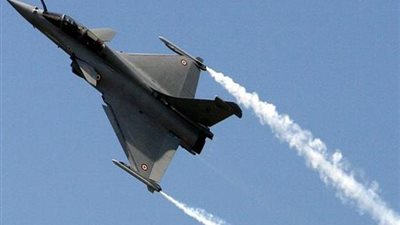  مصر وفرنسا توقعان صفقة بيع 24 مقاتلة 