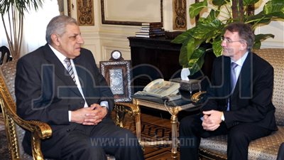 شركة  DHL العالمية تعتزم زيادة إستثماراتها فى مصر