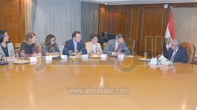 قابيل: الحكومة حريصة على وضع استراتيجية متكاملة لمستقبل الطاقة بمصر