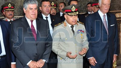 السيسي ينيب وزير الدفاع للمشاركة في إحياء ذكرى رحيل عبدالناصر 