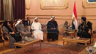 وزير الدولة الإماراتى يلتقى البابا تواضروس للتعزية فى ضحايا الإرهاب في ليبيا  