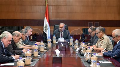 الحكومة: خطة عاجلة لتحقيق أرصدة كافية من السلع الأساسية لمدة 6 أشهر