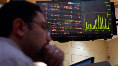 مُحللون يتوقعون سيطرة الأداء العرضي بنهاية تعاملات نوفمبر