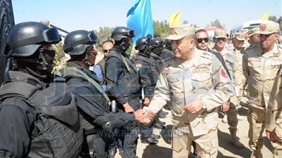 الفريق محمود حجازى يتفقد عدد من المنشآت التدريبية والتخصصية للقوات المسلحة