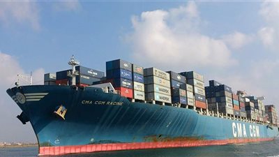 ميناء الأدبية يستقبل 32 ألف و650 طن زيت نخيل 