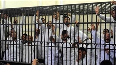تأجيل إعادة محاكمة 8 متهمين في قضية خلية السويس الإرهابية لـ 18 أبريل المقبل