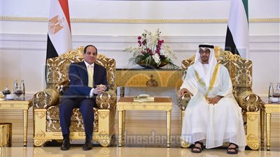 السيسي يعقد جلسة مباحثات مع ولي عهد أبوظبي لبحث تعزيز التعاون الثنائي