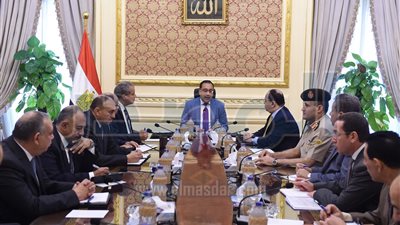 رئيس الوزراء يعقد اجتماعًا لمتابعة توافر السلع بالأسواق وأسعارها