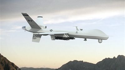 أول طائرات بلا طيار تحمل ركابًا في معرض 