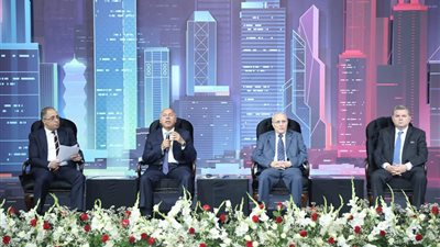 وزير النقل: طرح عدد من الموانئ الجافة.. قريبًا 