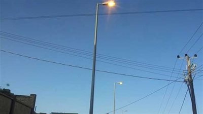 بدء أعمال صيانة أسلاك وخطوط الكهرباء المتهالكة في شبين القناطر