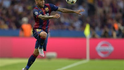 برشلونة يعلن دعم 