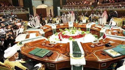 وزراء خارجية مجلس التعاون الخليجي يغادرون الرياض عقب انتهاء الاجتماع الاستثنائي