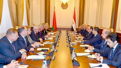 السيسى يبحث مع رئيسي غرفتي البرلمان البيلاروسى تطوير العلاقات الثنائية