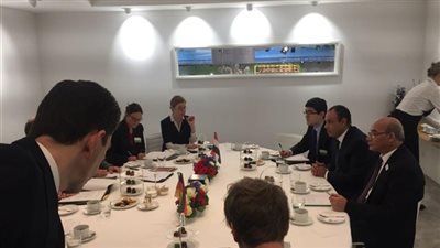 وزير الزراعة يبحث مع نظيره الألماني سبل التعاون وتبادل الخبرات