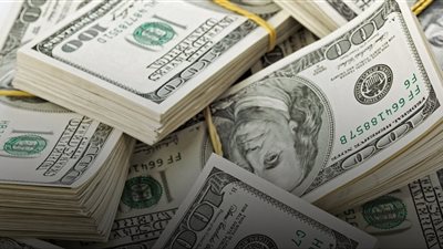 الدولار يتجه لأكبر انخفاض على مدى يومين منذ بداية 2019