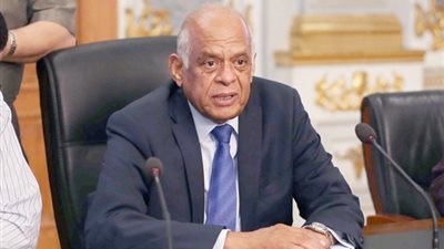 علي عبد العال رئيسًا لمجلس النواب بعد حصوله على 401 صوتًا