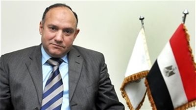 محافظ الوادي الجديد يضع حجر أساس أول فرع لهيئة الاستثمار 