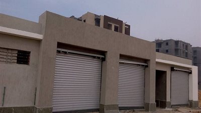 مزاد علني لبيع 13 محلاً تجاريا بدمياط الجديدة وقطعة أرض زراعية بالسادات