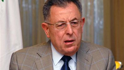 السفير المصري ببيروت يبحث مع 