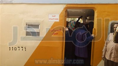 تخصيص عربة للسيدات بقطارات 