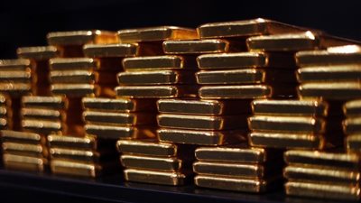 ارتفاع العقود الآجلة للذهب خلال الدورة الآسيوية