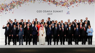 إستئناف المحادثات التجارية بين الصين وأمريكا.. وتخفيف القيود على «هواوي»