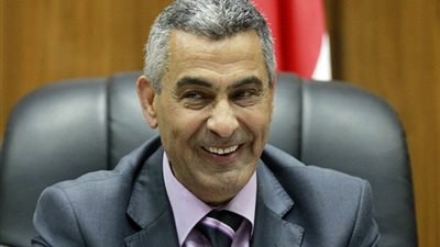 وزير النقل يفتتح نظام كاميرات المراقبة بمترو الأنفاق