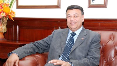 «مصر للتأمين» تُصدر وثيقة تغطية أخطار الحريق لشركة أدوية بـ 25 مليار جنيه