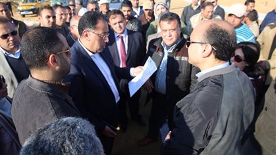 وزير الإسكان يتابع أعمال محور 30 يونيو ويوجه بسرعة الانتهاء من تنفيذه