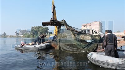 حملة أمنية بالبحيرة تنجخ في إزالة أقفاص سمكية مخالفة