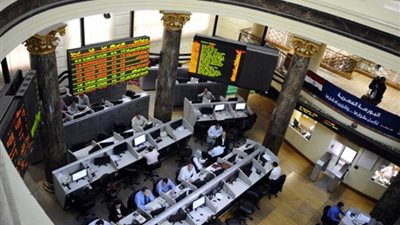 تراجع جماعي لمؤشرات البورصة المصرية في مستهل تعاملات اليوم