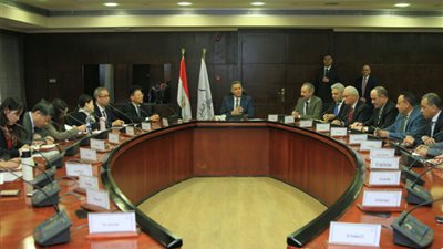 وزير النقل يبحث مع وفد الجمعية الصينية الدولية للمقاولات التعاون المشترك