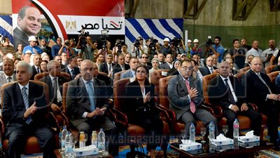 رئيس الوزراء يشهد دخول ماكينة الحفر العميق لمحطة مترو «ناصر»