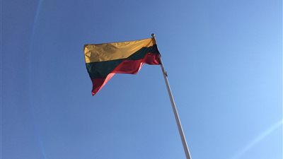 قنصل ليتوانيا بالقاهرة يُشيد بالوضع الأمني في مصر