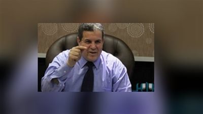 مهندس مصري يبتكر جهازًا لاستخلاص اليورانيوم من البطاريات التالفة