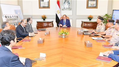 السيسي يستعرض الموقف التنفيذي للأعمال الإنشائية في العاصمة الإدارية