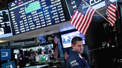 تراجع جماعى لمؤشرات البورصة الأمريكية فى مستهل التعاملات