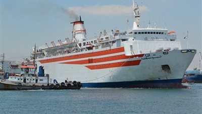 سوء الأحوال الجوية يتسبب في إغلاق موانئ السخنة وشرم الشيخ