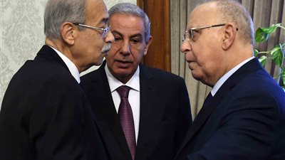 الحكومة توافق على تعديلات قوانين مكافحة الارهاب والمنشآت السياحية والمرور