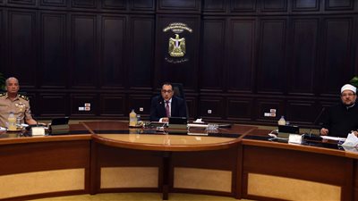 الحكومة تعقد أول اجتماع بمقر مجلس الوزراء فى مدينة العلمين الجديدة