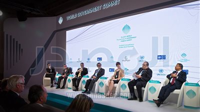 قمة الحكومات: الشراكة مع القطاع الخاص ضرورة لتحقيق التنمية المستدامة