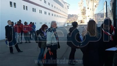 إعادة فتح موانئ 