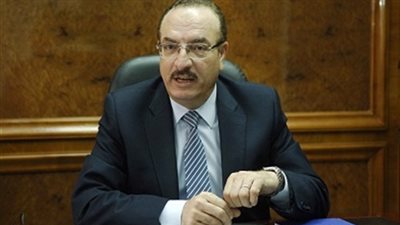 محافظ بني سويف يطالب بوضع حلول مبتكرة لتحقيق التحسن المطلوب 