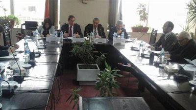 استئناف عمل اللجنة الاقتصادية 